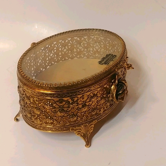 Vtg Stylebuilt 24 kt Gold Ormolu Oval Jewelry Box - Picture 4 of 7